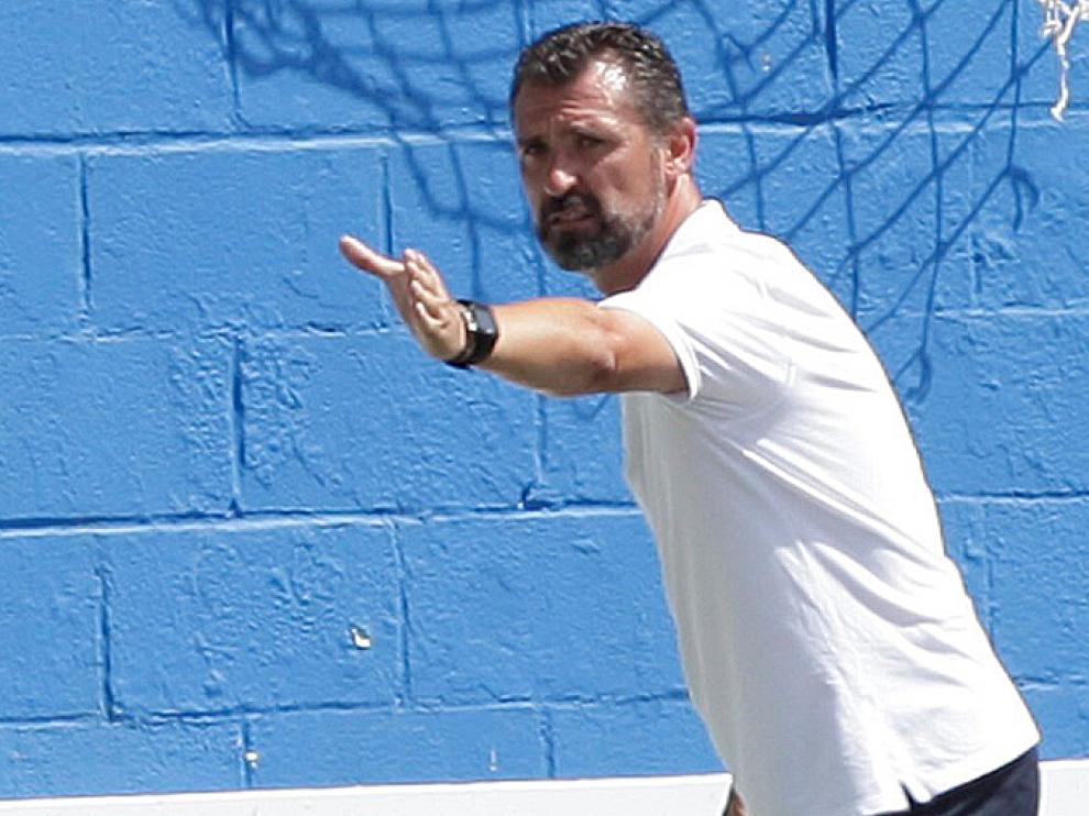 Emilio Larraz, entrenador del CD Ebro