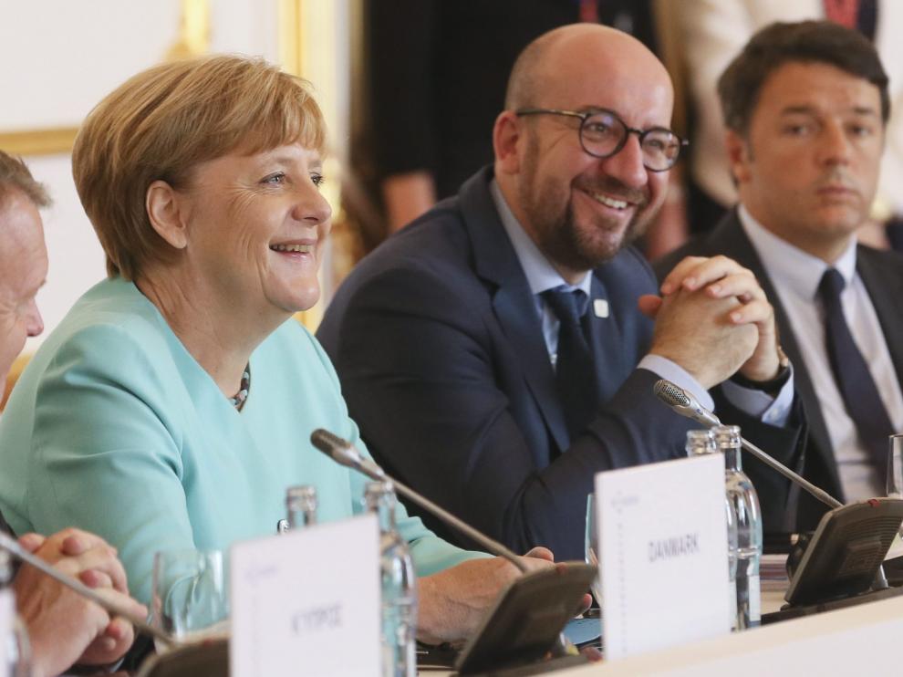 Angela Merkel (Alemania), Charles Michel (Bélgica) y Matteo Renzi (Italia) en la cumbre de Bratislava.