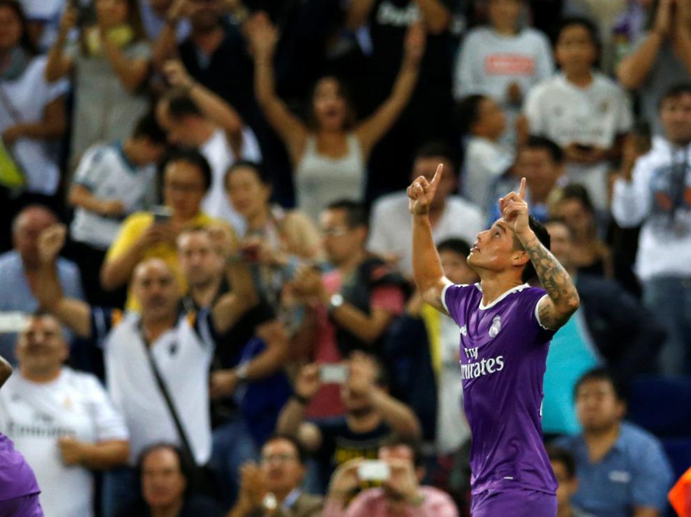 El colombiano James Rodríguez abrió el marcador