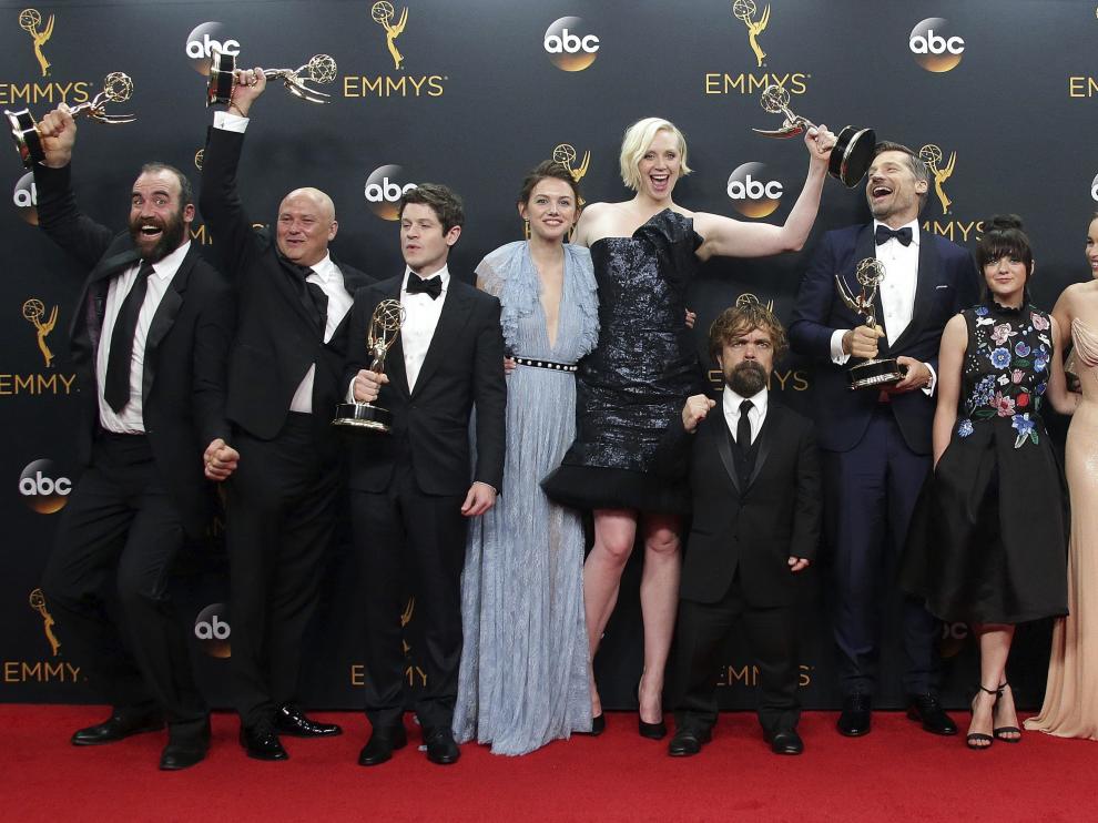 EL equipo de Game of Throne celebra su triunfo en los Emmy