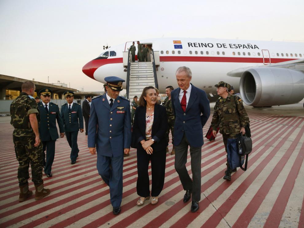 Morenés, a su llegada al Líbano.
