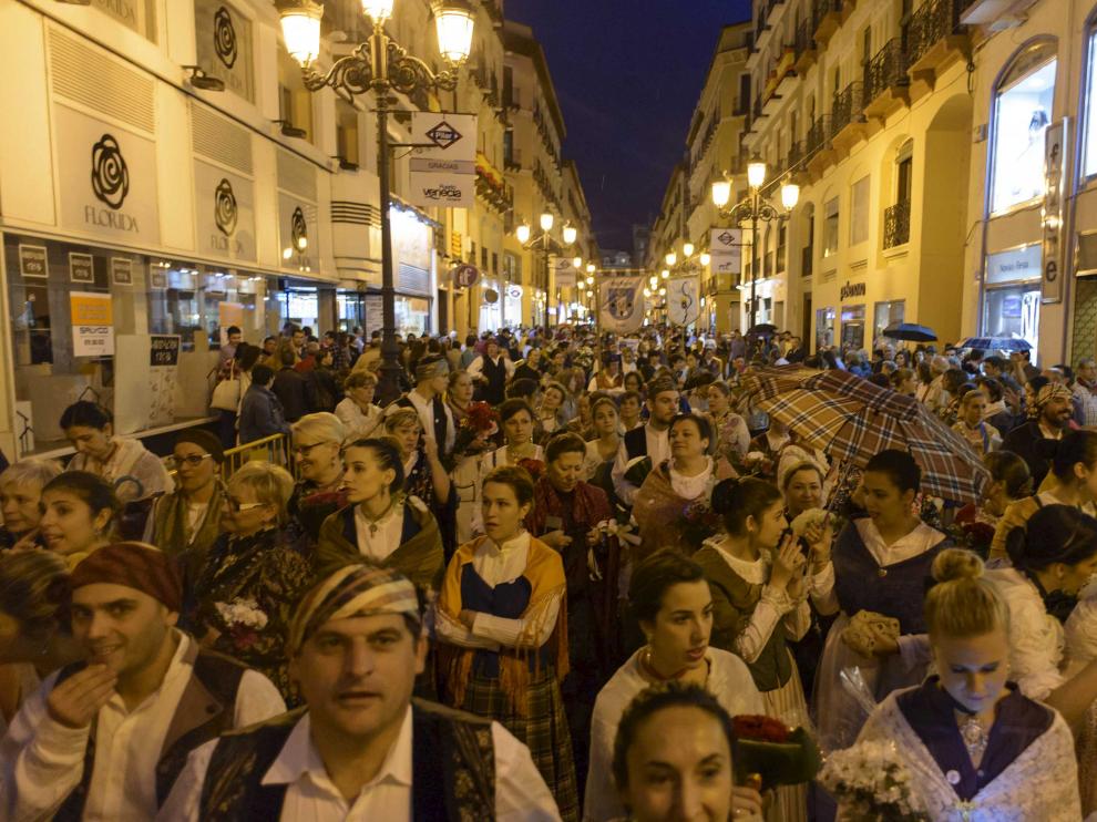 Los últimos grupos del año pasado también llegaron de noche, aunque tuvieran hora de salida a las 19.30, aún con luz.