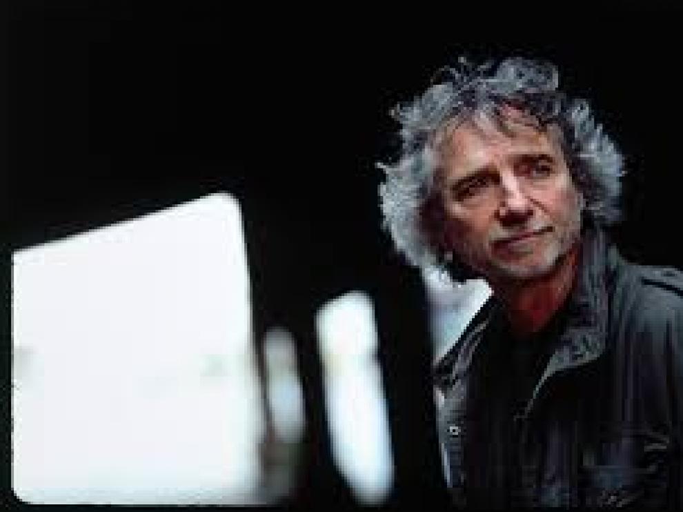 Curtis Hanson
