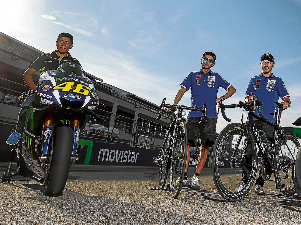 Quintana, Rossi, Lorenzo y Valverde, ayer por la tarde en la línea de meta del circuito alcañizano de Motorland Aragón.