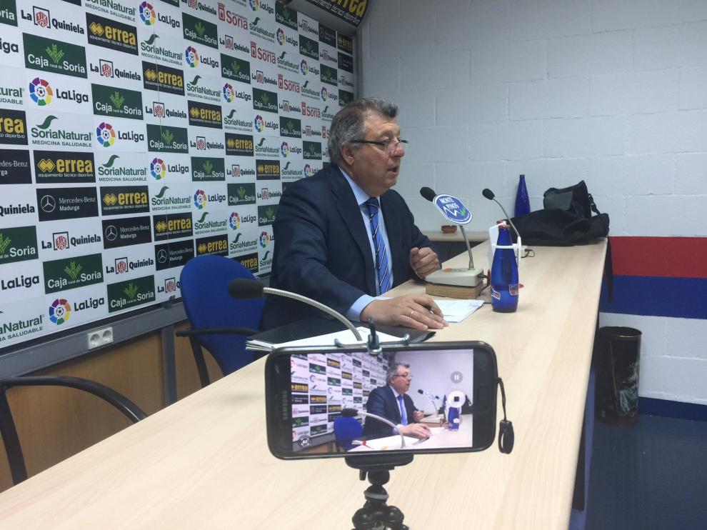 El consejero delegado del Numancia y vicepresidente de la LFP, Víctor Martín, en la rueda de prensa que ha ofrecido en Los Pajaritos