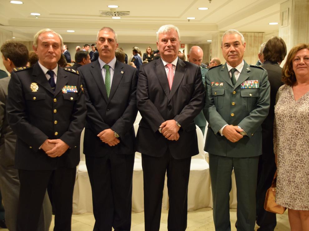 El acto congregó a los máximos responsables en Aragón de los dos principales cuerpos de las Fuerzas y Cuerpos de Seguridad del Estado.