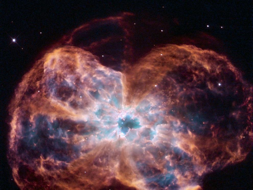Esta imagen tomada por la NASA muestra el colorido final del sol.