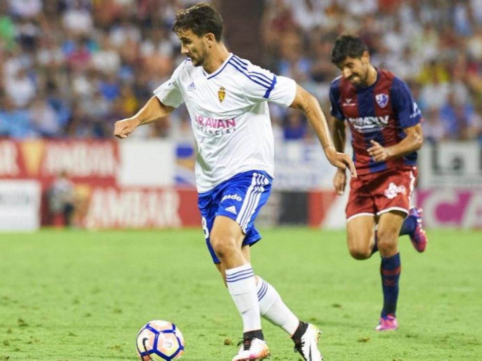 Juan Muñoz, el día de su debut ante el Huesca en La Romareda en la jornada 3ª.