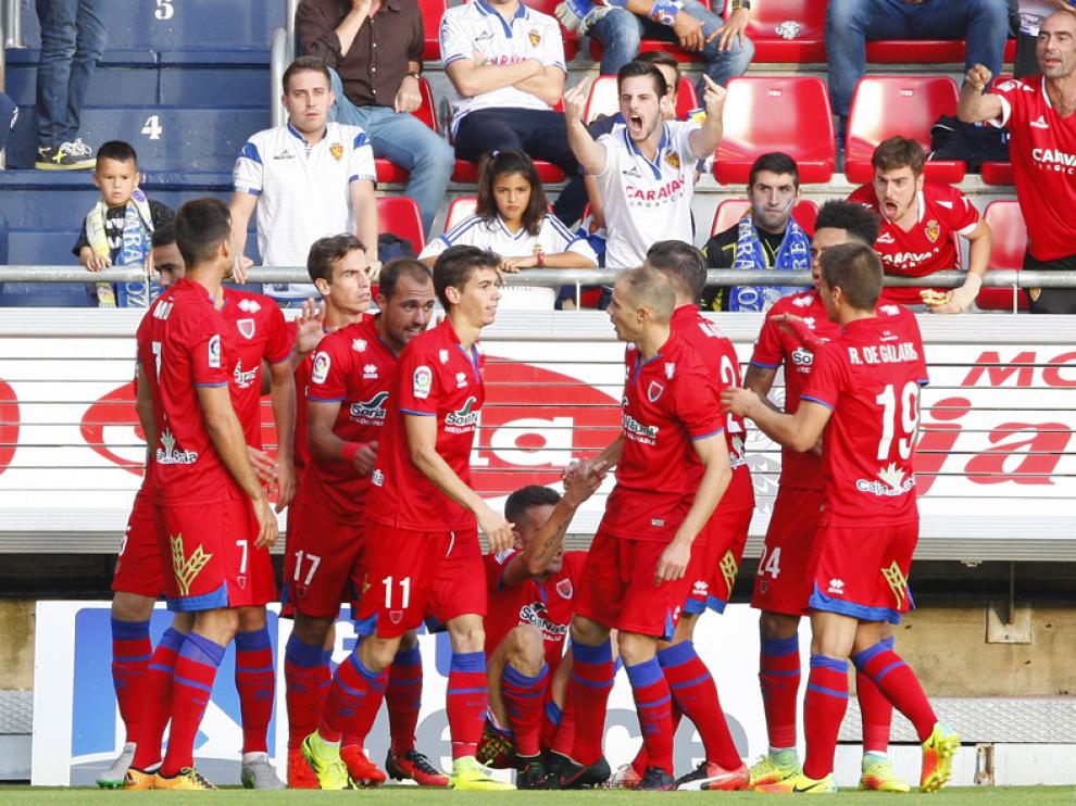 El Numancia celebra el segundo gol ante el Zaragoza marcado por Nacho.