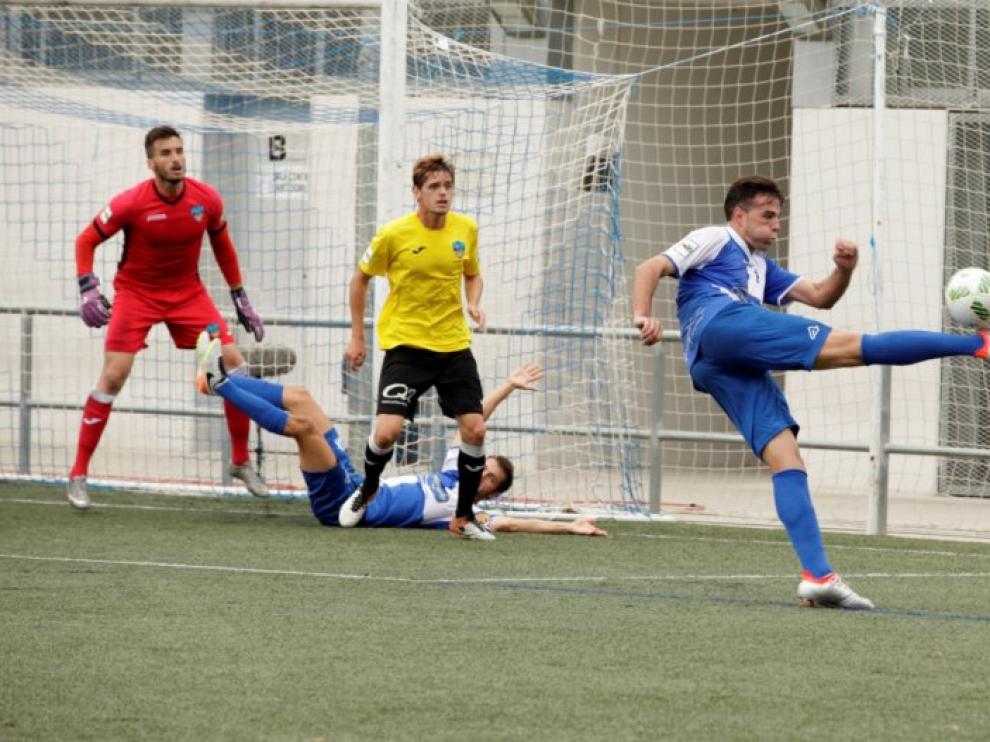 Imagen del partido entre el CD Ebro y el Lleida.