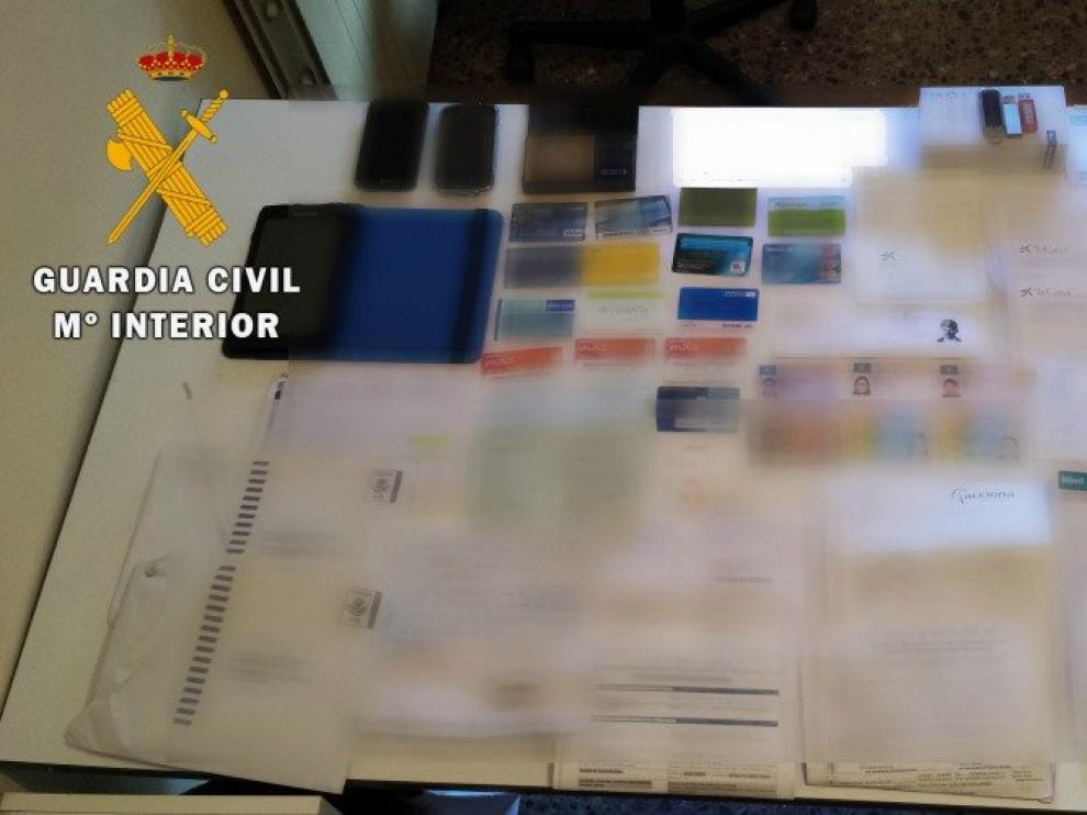 Documentos incautados al zaragozano el pasado mes de abril