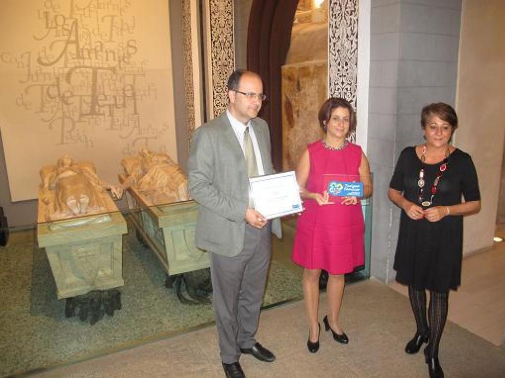 La Fundación Amantes de Teruel recibe el Sello de Turismo Familiar.