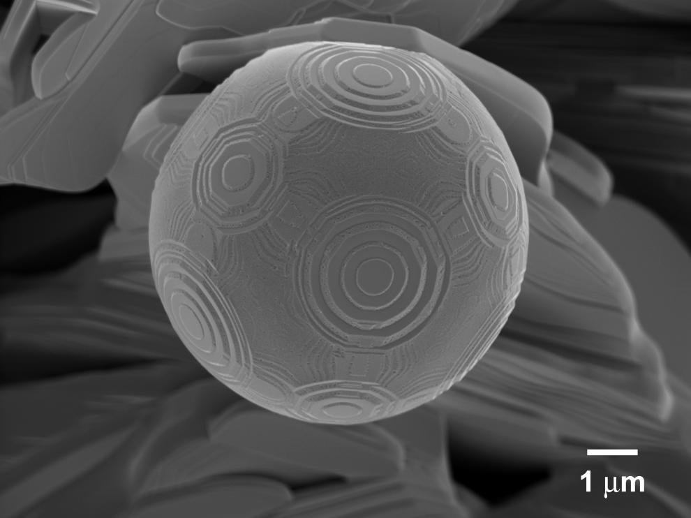 La foto de portada del último número de 'Materials Today' ilustra una investigación del Instituto de Ciencia de Materiales de Aragón.