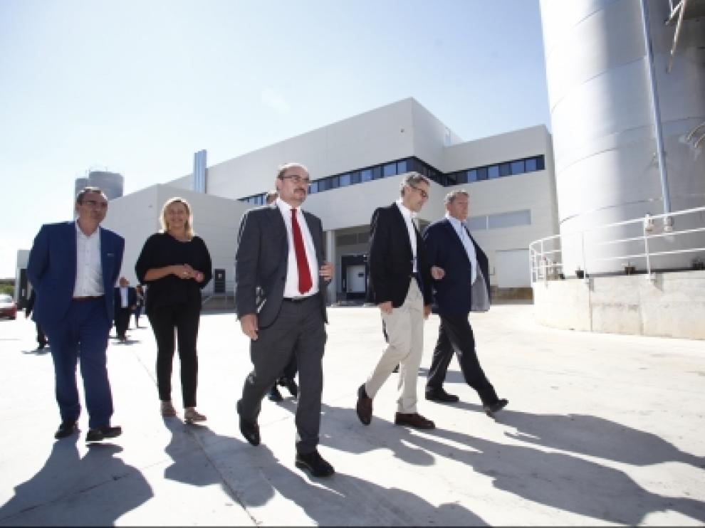 Lambán inaugura en Fraga la ampliación de Becton Dickinson, que creará 50 nuevos empleos