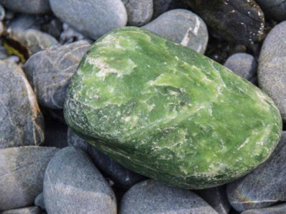 El jade es una piedra semipreciosa muy apreciada en la cultura china.