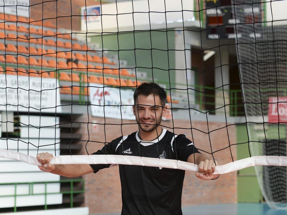 Miguel Rivera, en el pabellón Los Planos de Teruel