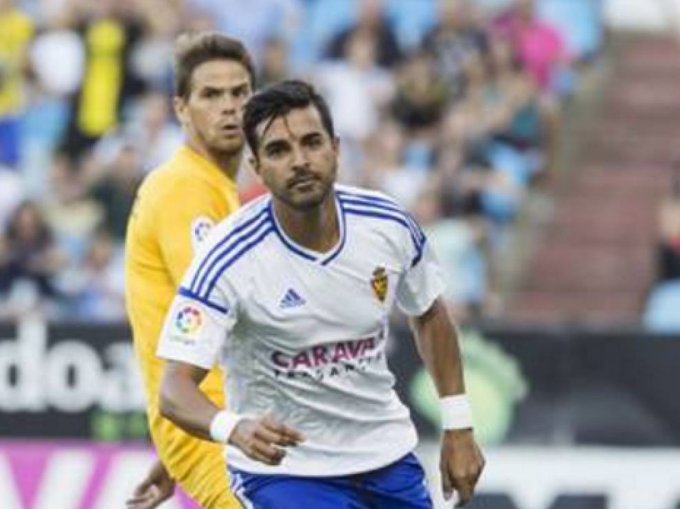 Ángel celebra un gol durante un partido de liga