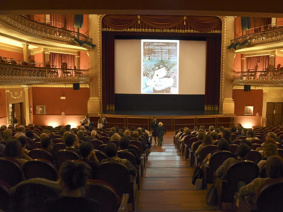 Un momento de la proyección de este jueves en el teatro Olimpia.