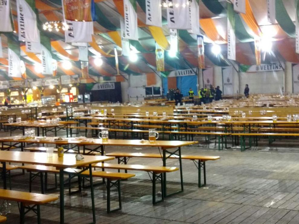 Una mujer, herida tras la caída de una viga en la Oktoberfest de Valdespartera