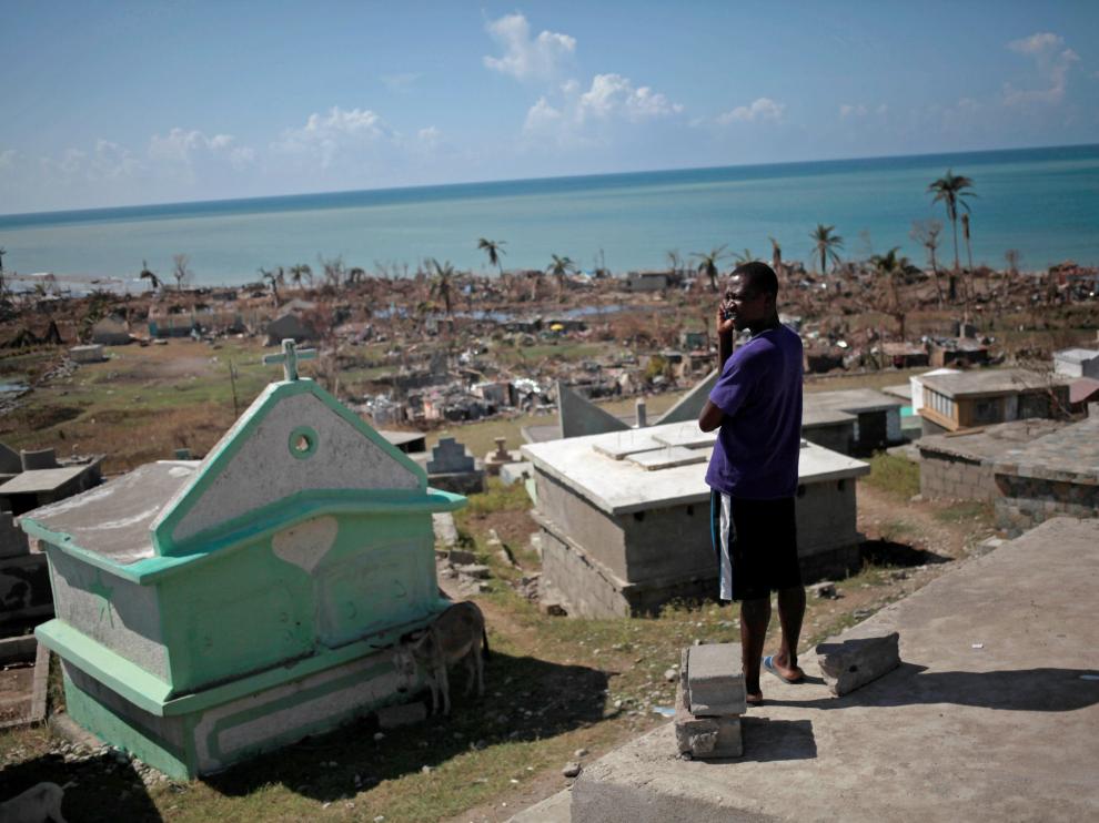 Destrucción en Haití tras el paso del huracán Matthew.