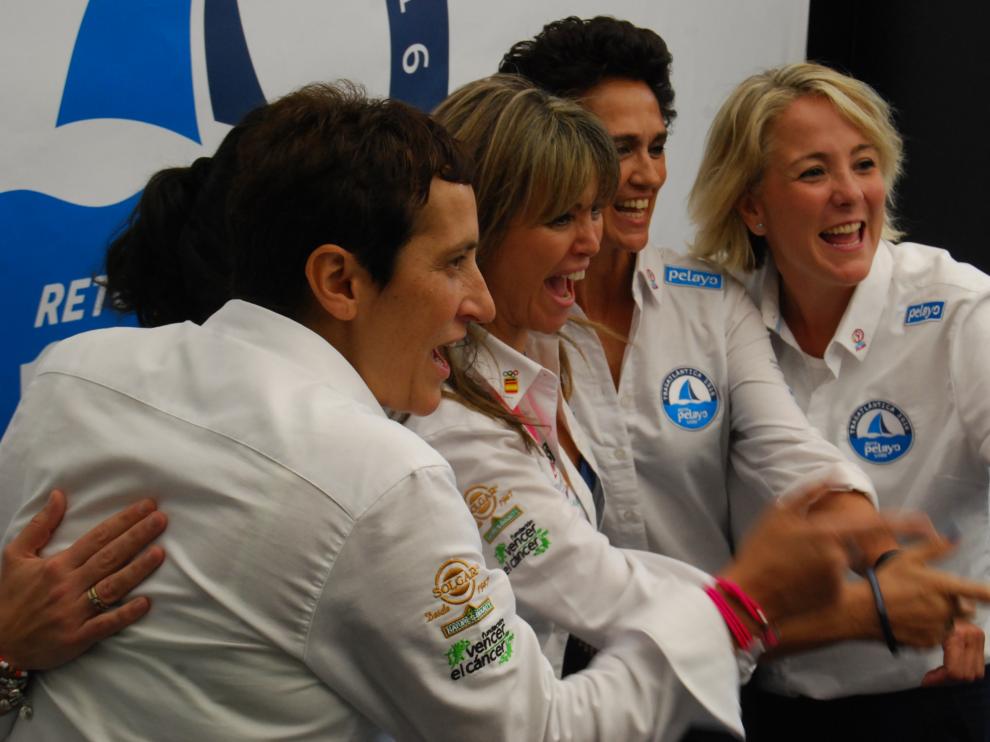 Marian Santiago -la primera a la izquierda-, con sus compañeras de aventura.