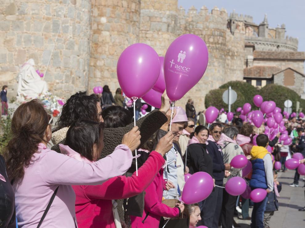 Acto en Ávila por el Día Mundial contra el cáncer de mama.