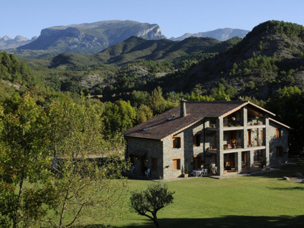Casa Rural Campacruz, un precioso alojamiento situado en Puyarruego, en la entrada del Caón de Añisclo.