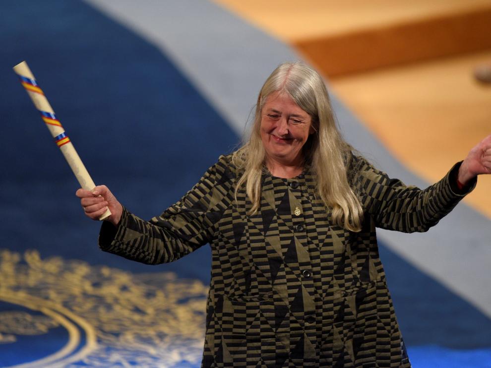 Mary Beard, tras recoger su premio.