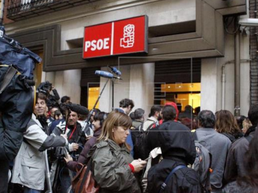 El Comité Federal del PSOE decide sobre el voto a Rajoy