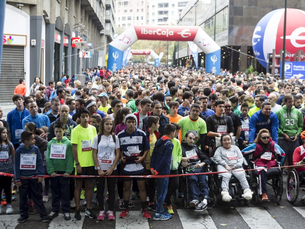 Salida de la Carrera Popular Ibercaja por la Integración de Zaragoza