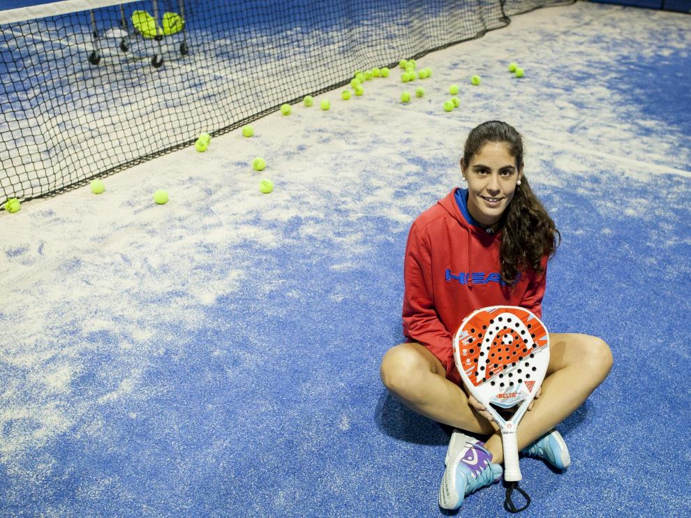 La zaragozana Ángela Caro, ayer en Pádel Plaza Indoor.