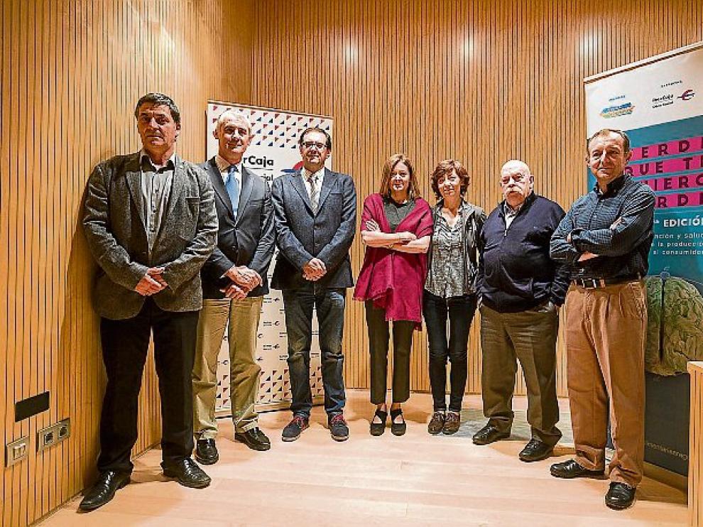 Los organizadores, ponentes y moderadores de la sesión.