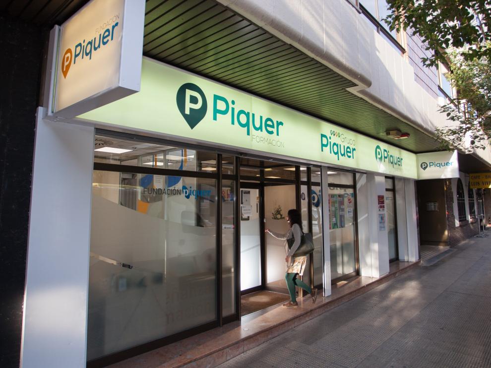 El Grupo Piquer organiza el programa "Aragón habla inglés".