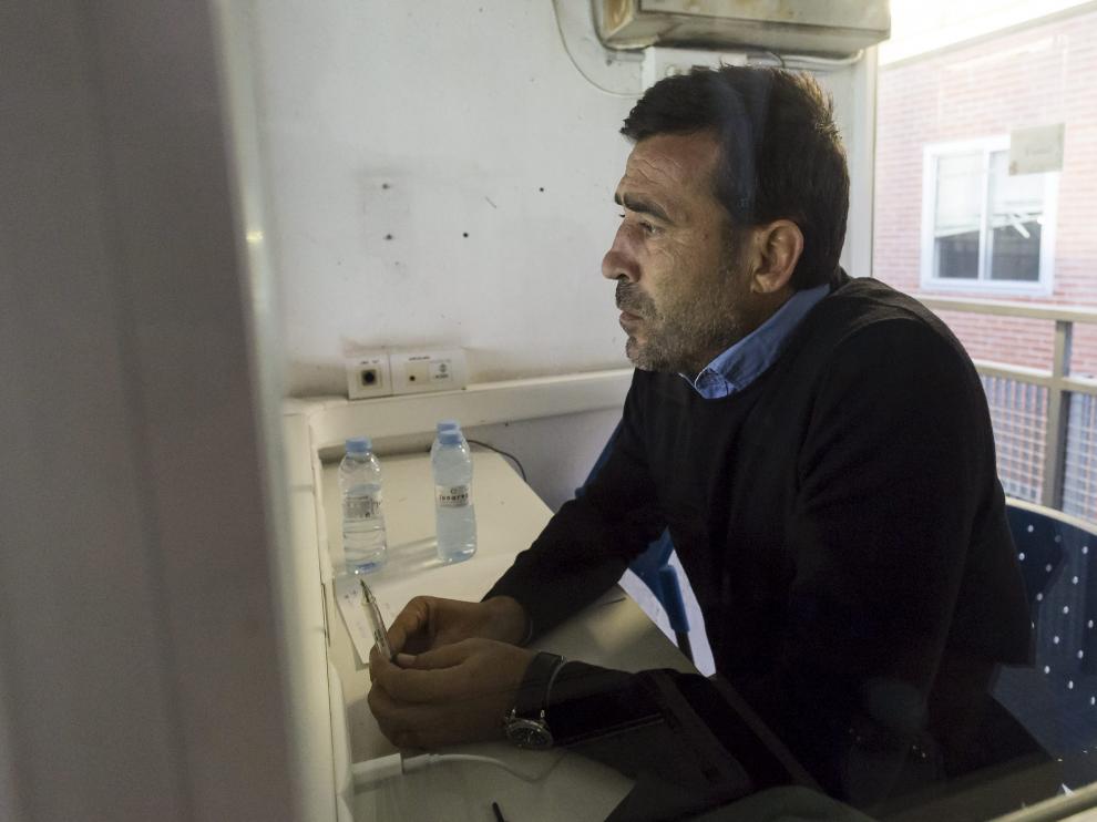 Raúl Agné, en la cabina de prensa de La Romareda desde la que vio su primer partido como técnico del Real Zaragoza, el pasado fin de semana ante el Almería.