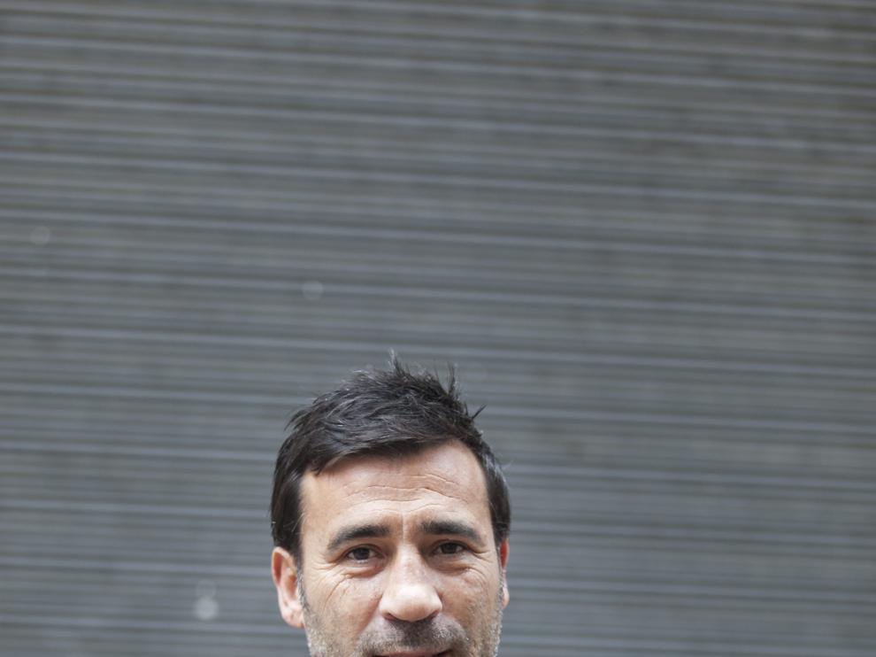 Raúl Agné, entrenador del Real Zaragoza, minutos antes de la entrevista con HERALDO.