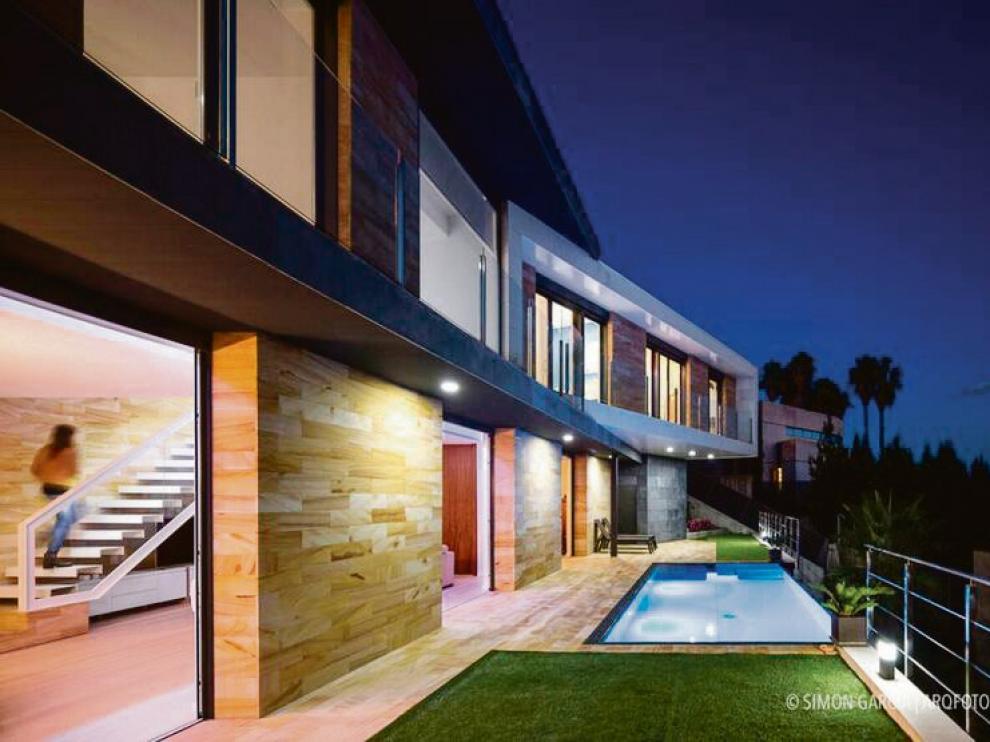 Itesal, empresa aragonesa dedicada al diseño, fabricación y comercialización de sistemas y soluciones de aluminio.