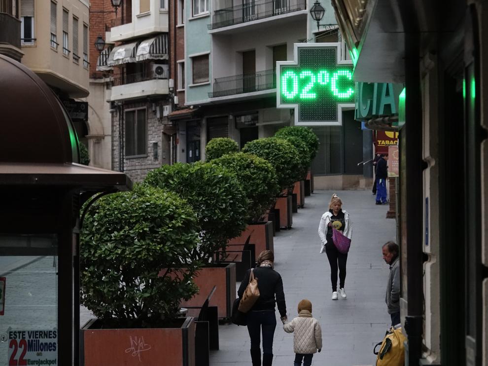 Foto de archivo de un termómetro en Teruel.