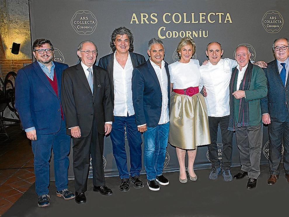Responsables de la bodega y mediáticos chefs, durante la presentación de Ars Collecta.
