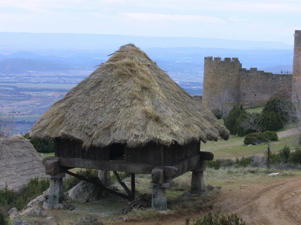 En 'El reino de los cielos', Loarre se transformó en un poblado medieval.