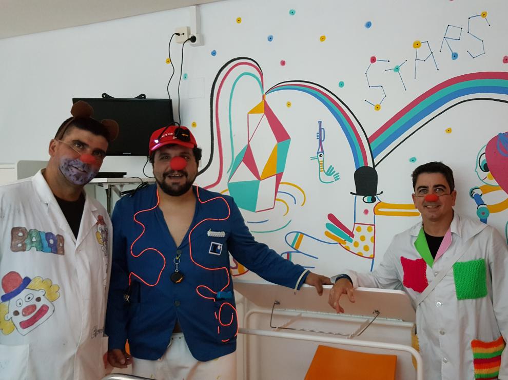 Voluntarios de la asociación, en el Hospital Infantil