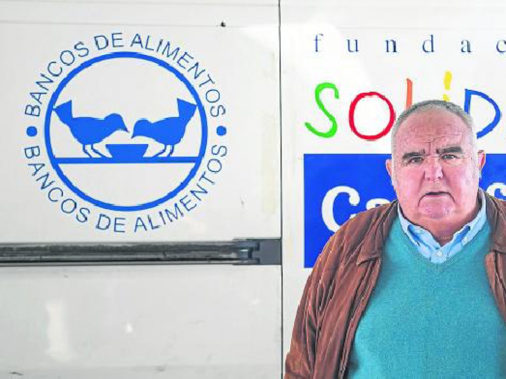 José Ignacio Alfaro ultima los preparativos en el Banco de Alimentos para recibir lo recogido.