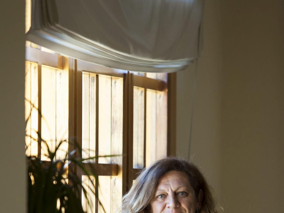 María Ángeles Júlvez