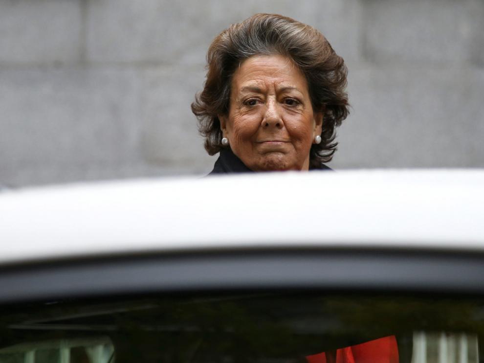 Última comparecencia pública de Rita Barberá, este lunes 21 de noviembre en la sede del Tribunal Supremo.