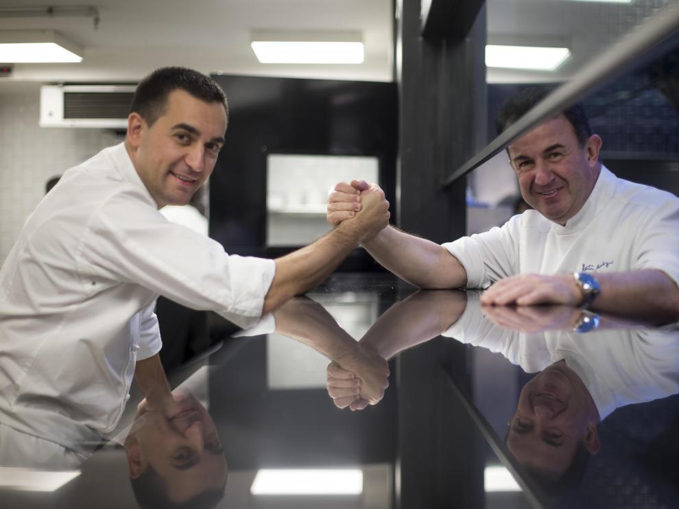 Martín Berasategui y Paolo Casagrande en el restaurante Lasarte de Barcelona, "triestrellado" en la Guía Michelín.