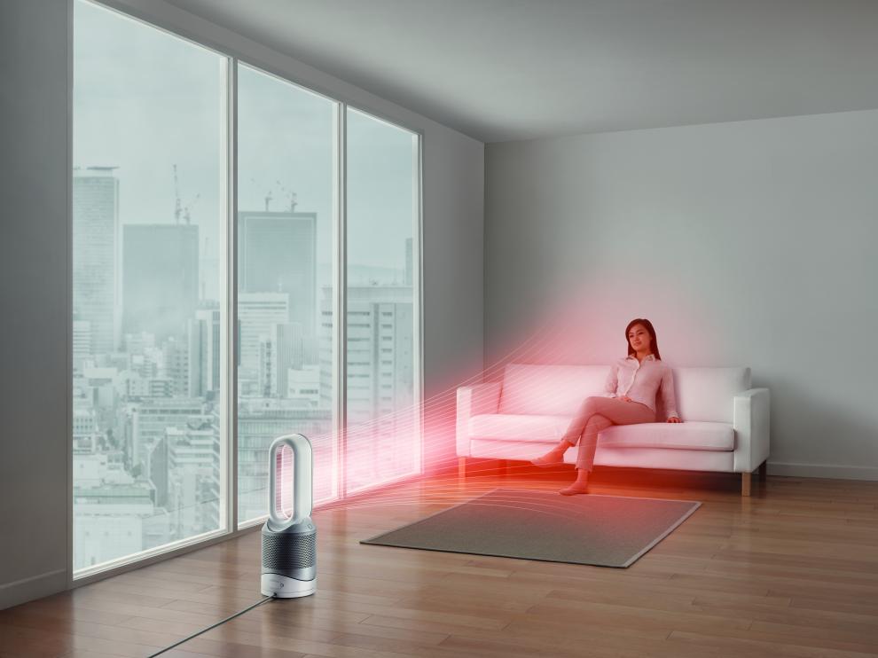 Dyson Hot + Cool. Este ventilador sin aspas no solo lanza chorros de aire regulables en temperatura e intensidad, si no que también purifica el aire de la estancia gracias su filtro. Se puede utilizar con una 'app' móvil o con un pequeño mando.