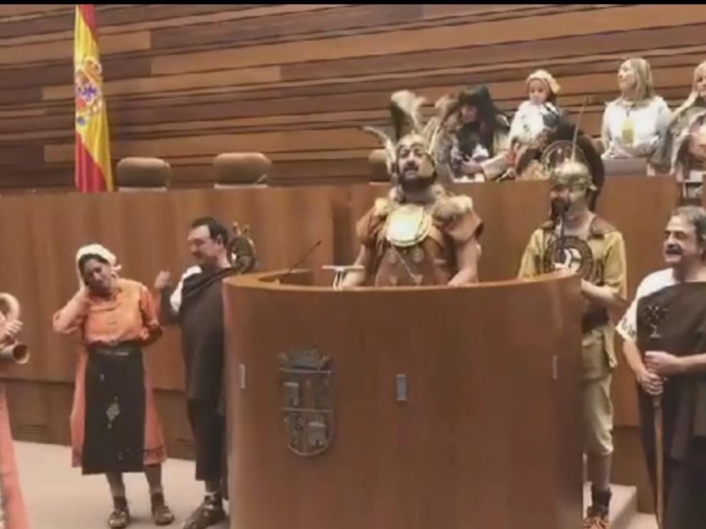 Los numantinos han improvisado en las Cortes un discurso de leyenda