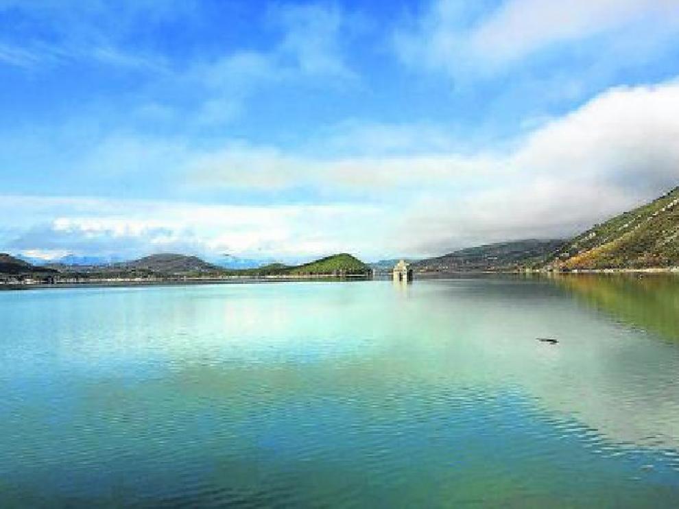 El embalse de Mediano se encuentra a más del 80% de su capacidad.
