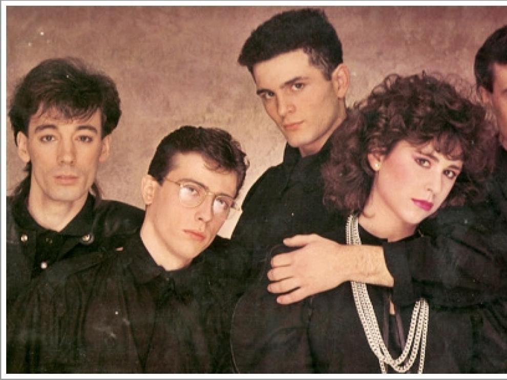 Imagen de archivo del grupo Olé Olé con Vicky Larraz como cantante.