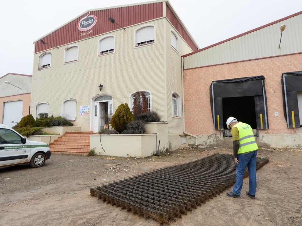 El antiguo secadero, en obras para acondicionar la fábrica de huevos fritos congelados