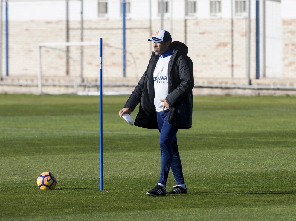 Raúl Agné, en un entrenamiento del RealZaragoza en la Ciudad Deportiva.